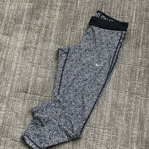 Nike Dri-Fit Animal Print Capris Legging